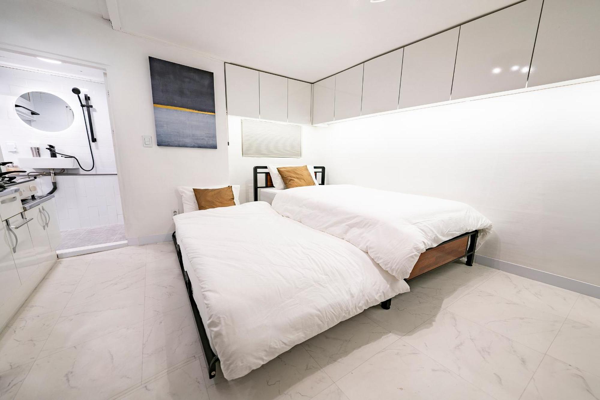 Jts Tailored Service Near Hyehwa Station