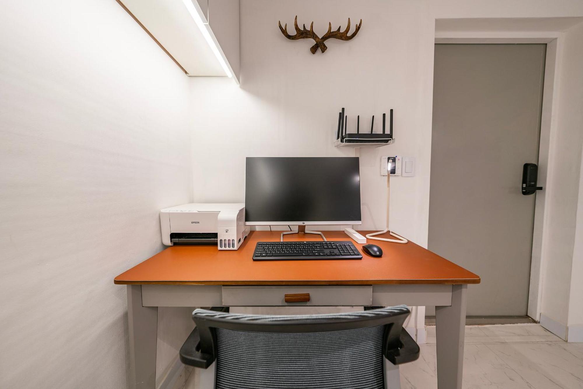 Jts Tailored Service Near Hyehwa Station Seoul
